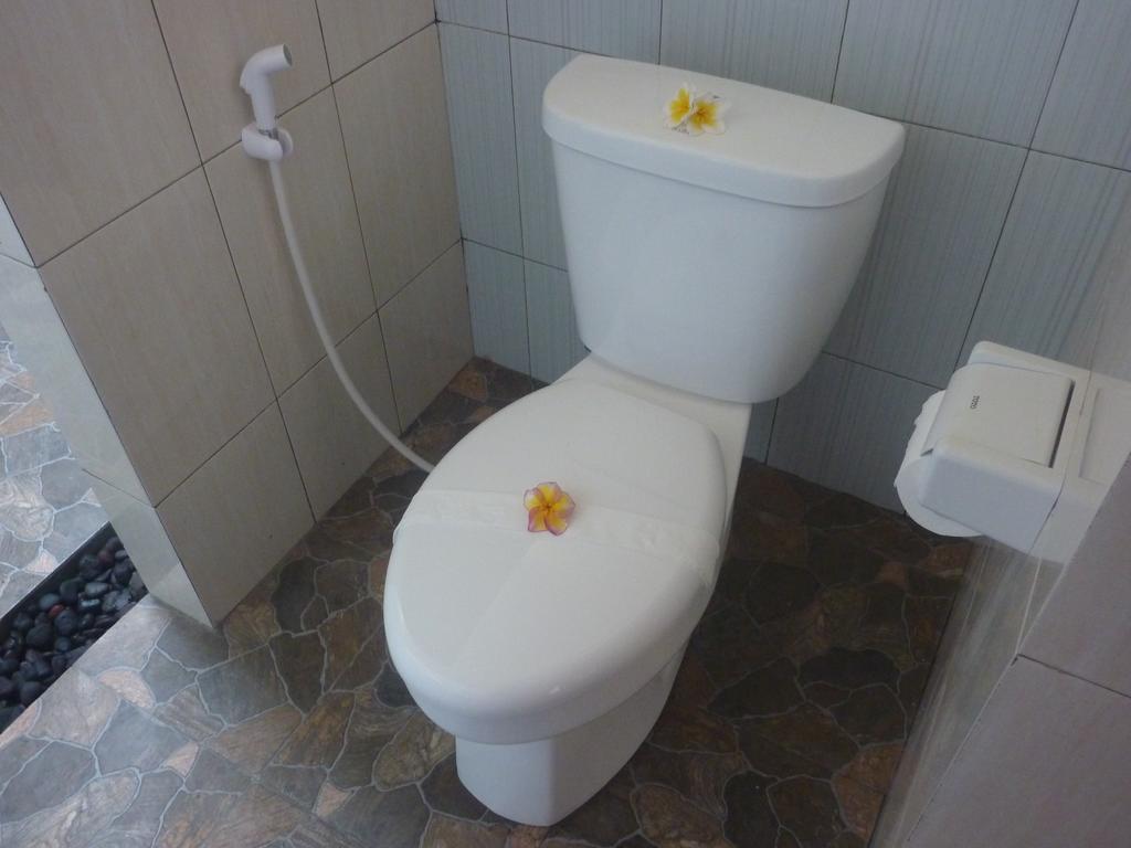 Tambun Sari Beach Homestay Amed Eksteriør billede
