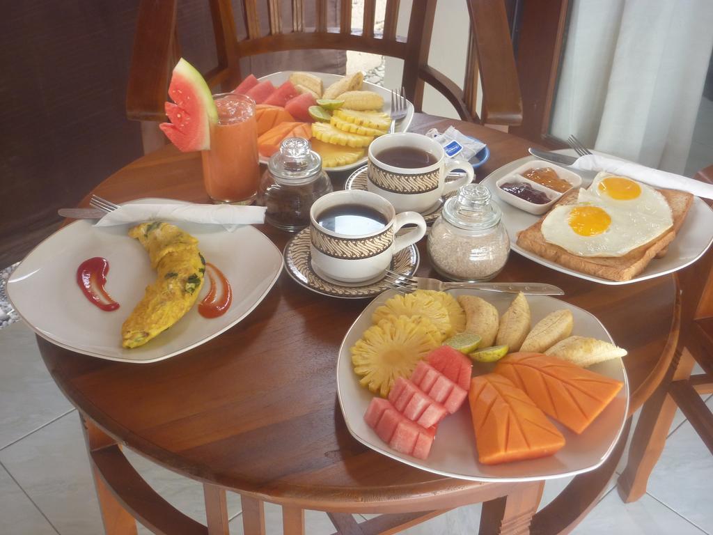Tambun Sari Beach Homestay Amed Eksteriør billede